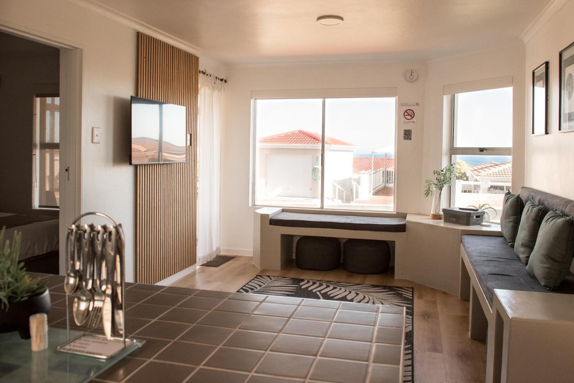 Hermanus Sea Breeze Exterior photo